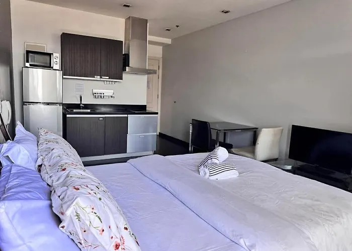 Apartment The Gramercy With Skyline View Manila