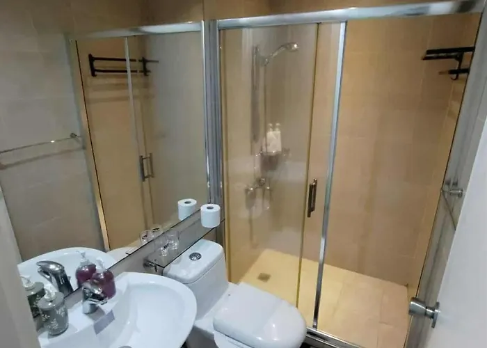 Apartment The Gramercy With Skyline View Manila